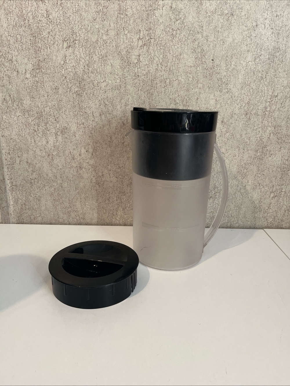 Mr. Coffee Iced Tea Maker 2 Qt Frosted Pitcher w/ Brew Basket & Lids Black TM1